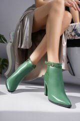 Kroko Desenli Yeşil Renk  Kadın Topuklu Bot ( 9 CM )